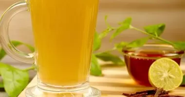 اليك اربع مشروبات تنظف الجسم من السموم بطريقة سحرية بعد الوجبات الدسمة