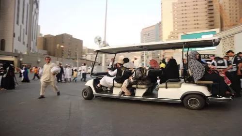 خدمة خاصة جديدة في المسجد الحرام والمسجد النبوي يستفيد منها هؤلاء فقط