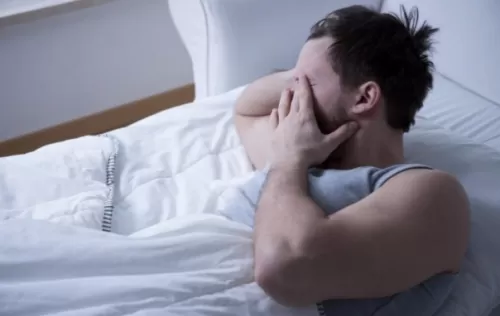 ظاهرة الفجر.. علامة خطيرة في الفم عند الاستيقاظ تنذر بارتفاع السكر في الدم