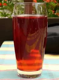 المشروب الأحمر الخارق لخفض مستويات السكري يعشقه الملايين ولا يعرف فوائده الا قليلون تعرف على طريقة تحضيره الصحيحة