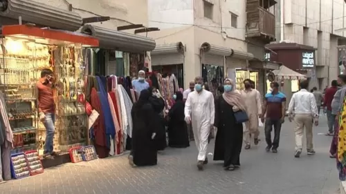 دولة خليجية تعلن الإغلاق الكامل بسبب الفطر الأسود