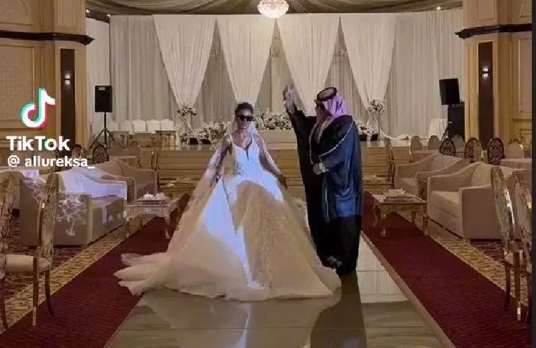 مقطع فيديو مسرب لتقليعة جديدة في حفلات الزفاف تشعل السعودية .. شاهد