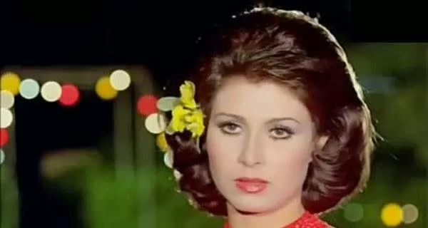 هذه الفنانة كانت زبونة دائمة في بوليس الأداب تزوجت امير سعودي ثري وصفعة محمود ياسين على وجهة لسبب لا يصدق