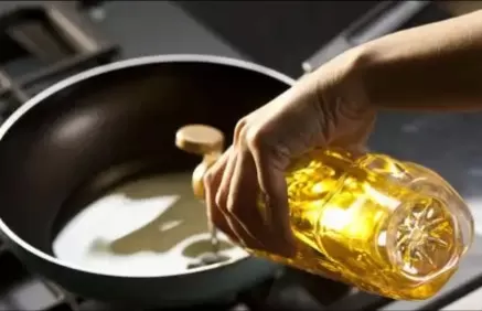 لن ترمي زيت القلي المستعمل بعد اليوم لأنك ستجني منه ثروة لا تقدر بثمن