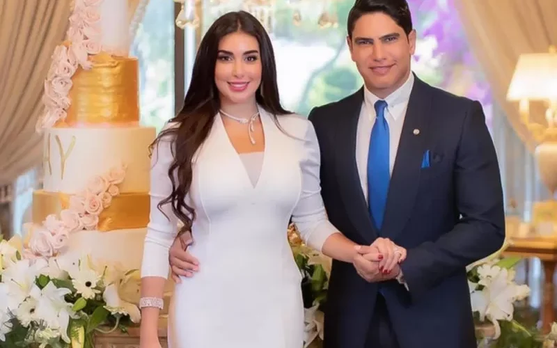 ترف باذخ وأناقة تفوق الخيال .. شاهد غرفة نوم الفنانة ياسمين صبري الملكية التي تحلم بها كل الفتيات بعد أن خطفت قلب أبو هشيمة و الدلال مستمر!!