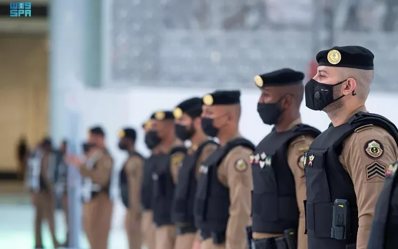 شاهد: اجراءات سعودية قاسية وغير مسبوقة لكل مخالف على مداخل المشاعر المقدسة من اليوم