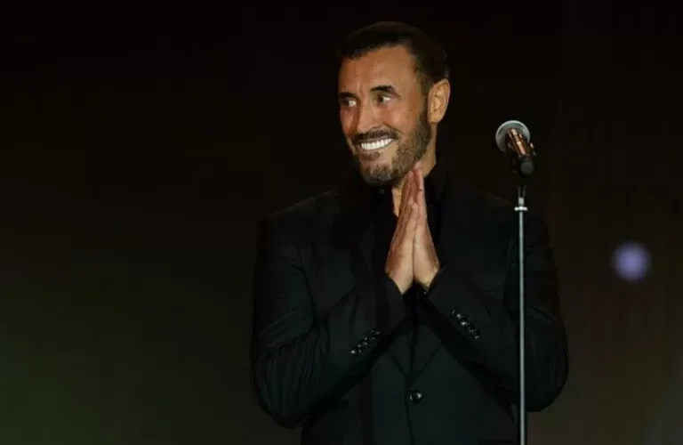 صور صادمة لكاظم الساهر من حفلة جدة