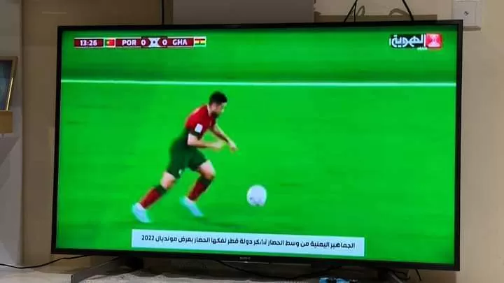 بسبب العصا الغليظة التي لا تفتهم غيرها .. قناة الهوية توقف سرقة مباريات المونديال في قطر وهكذا بررت ما حصل