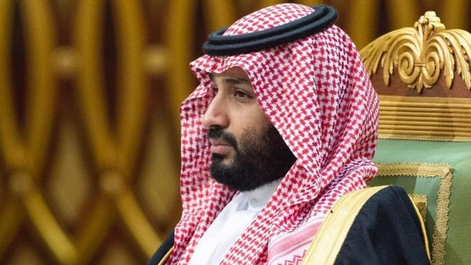 قناة الـ”BBC” تفاجئ الجميع وتكشف معلومات خطيرة من داخل القصر الملكي حول ماحدث قبل لحظات من اعتقال الامير محمد بن نائف واحمد بن عبدالعزيز وأجبر ولي العهد على اتخاذ هذه القرارات المفاجئة…”شاهد”
