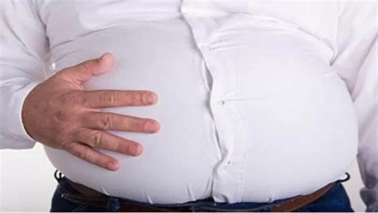 متوفر في جميع المنازل .. أفضل مشروب يساعد على إذابة دهون البطن نهائيًا في اسرع وقت