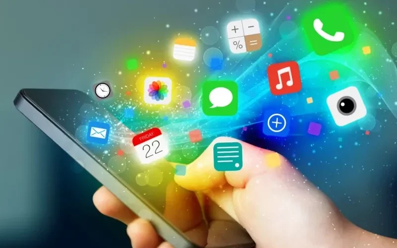 السعودية: تحذير من هذا التطبيق المنتشر على جوالات ايفون يتجسس على مكالماتك ورسائلك بدون أن تعرف