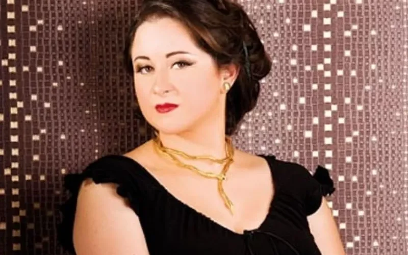 شاهد الجمال الفرعوني الفاتن لابنة نور الشريف وبوسي