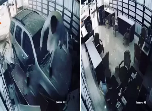 بالفيديو: سائق يقتحم محل أقمشة في الجهراء بالسيارة .. ويصطدم بأحد المتواجدين
