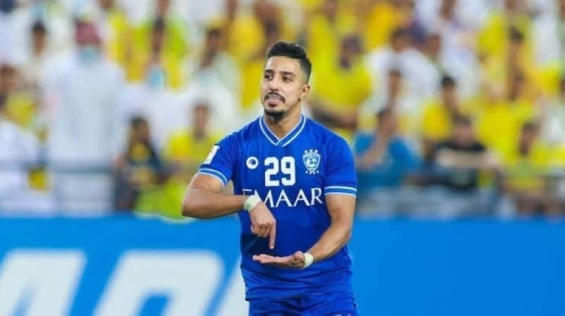 الهلال يكشف حقيقة إصابة سالم الدوسري بعد خروجه من معسكر المنتخب